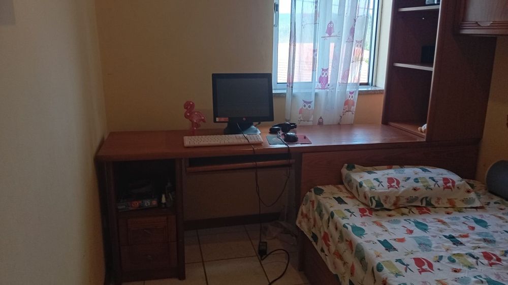 Estúdio para quarto de solteiro