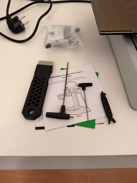 Bambu Lab A1 Mini (Com Caixa e Manuais) + Upgrades – Como Nova
