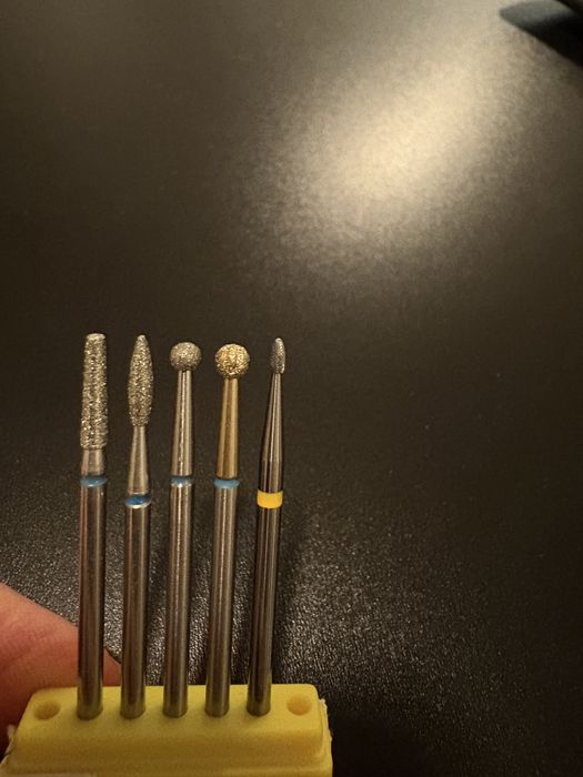 Frezy do opracowania skórek