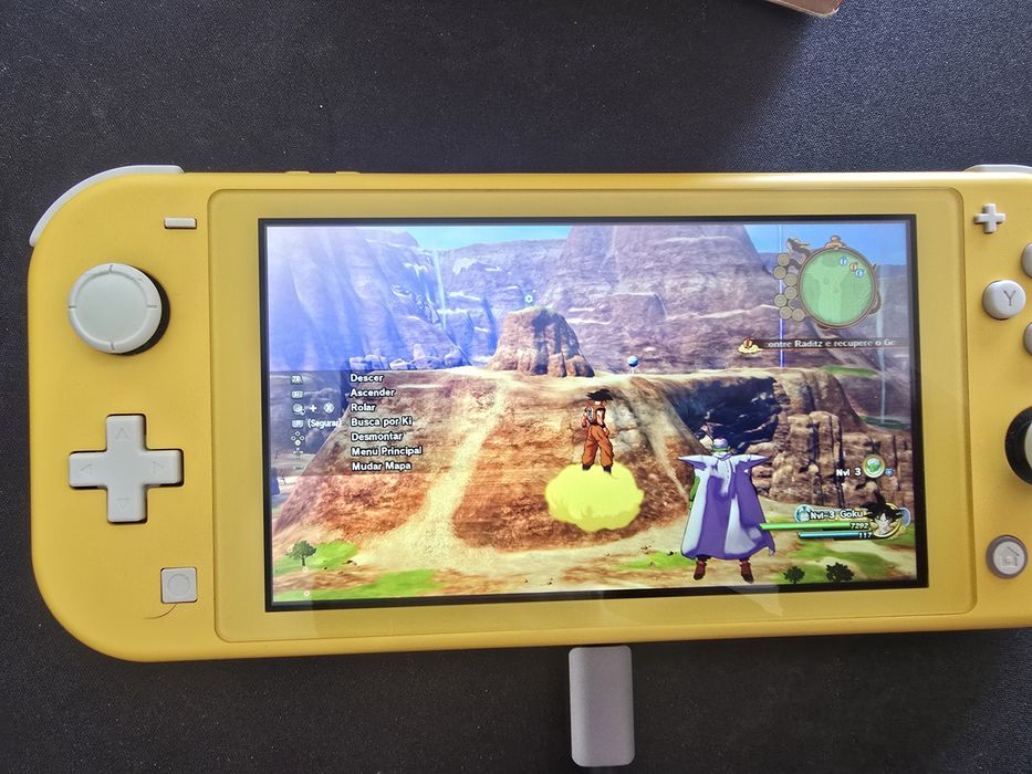 Nintendo switch lite em bom estado mas atenção.