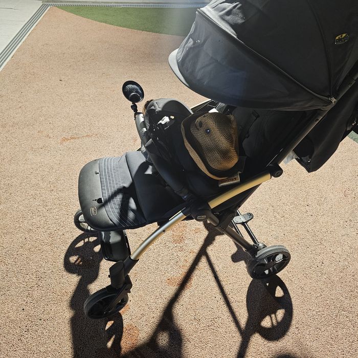 Conjunto auto base + ovo Cloud G Cybex -POUCO USO