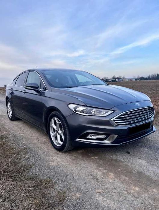 Ford Fusion 2017 року