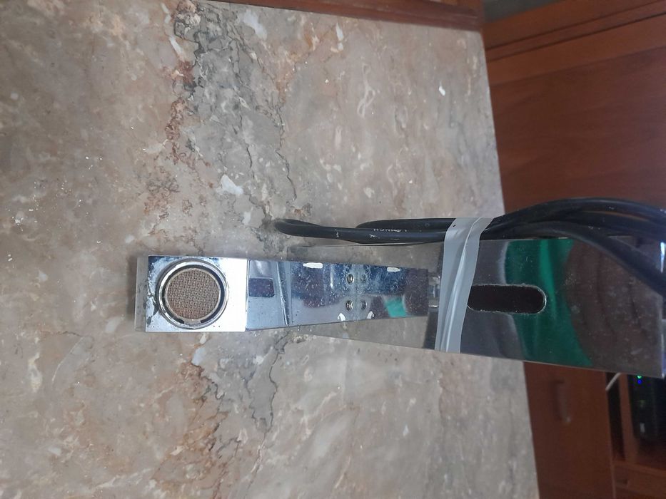 WC Base de Chuveiro, Torneira Elétrica ,Móvel com espelho e Lavatório