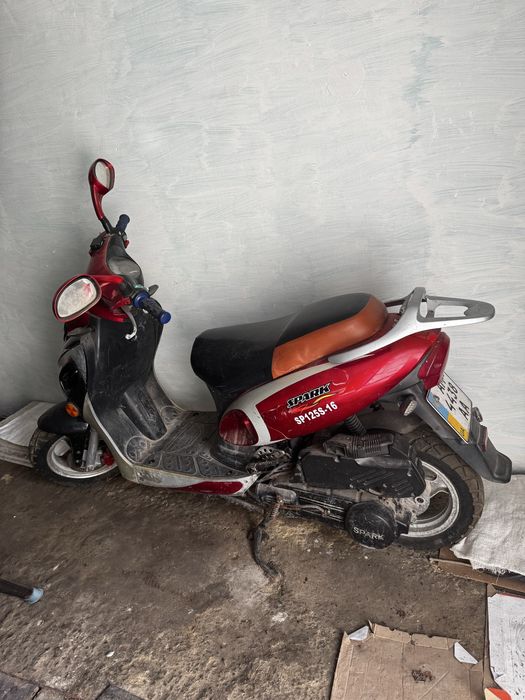 Скутер Sperk 125