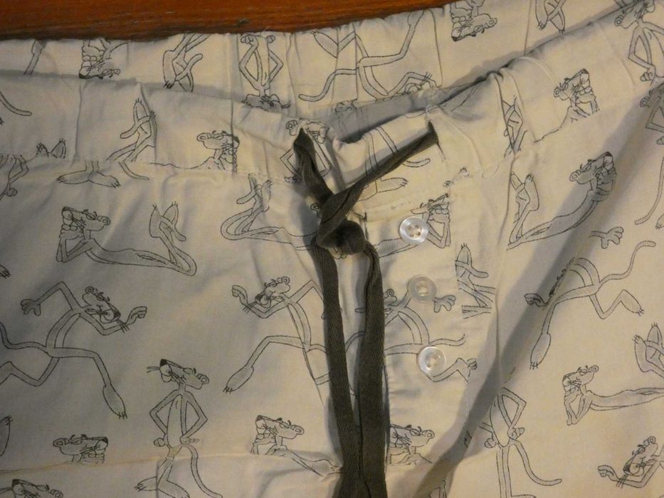 calças pijama pantera cor de rosa