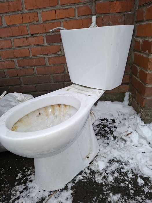 Продам унитаз бу