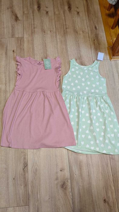 Sukienka dla dziewczynki r.134