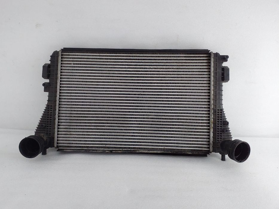 Radiador do intercooler SKODA Octavia II Hatchback (1Z3)