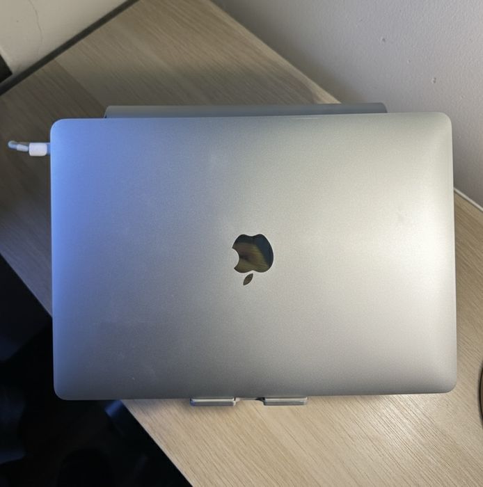 Apple MacBook Pro 2017 13’’ i5 16gb 250gb