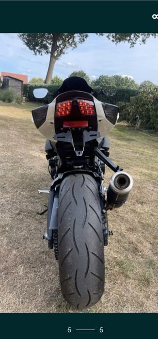 Suzuki GSX 600-R