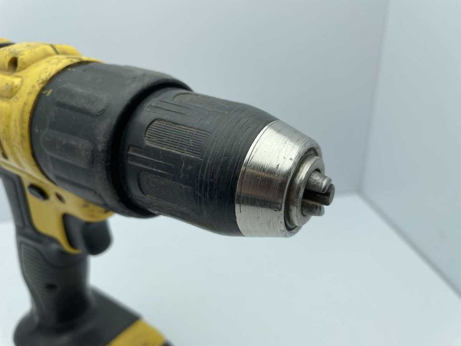 Wkrętarka Akumulatorowa Dewalt DCD776