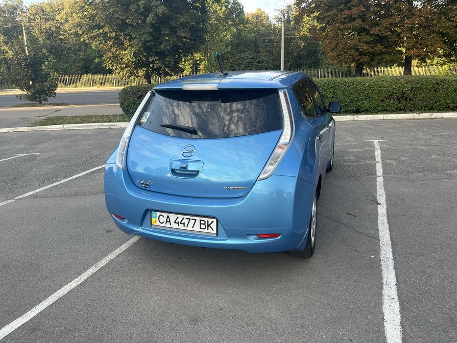 Nissan leaf, електро