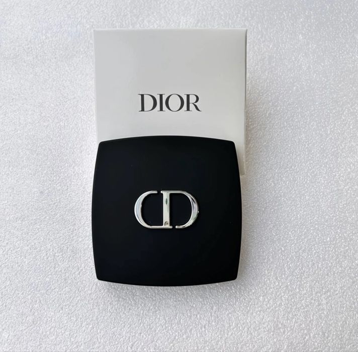 Кишенькове дзеркальце Chanel dior