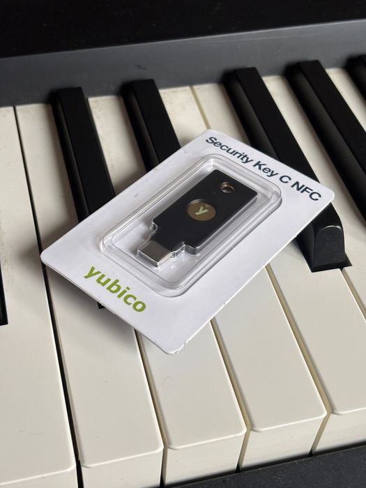Yubico Security Key C NFC by Yubico