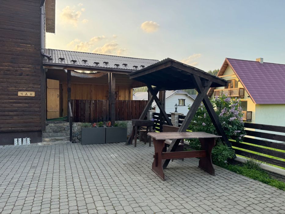 Готель White House в Яблуниці, серце Карпат, Буковель