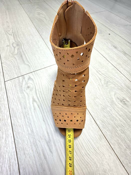 Buty Lasocki skóra rozmiar 39