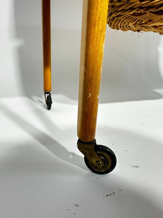 Piękny duński tekowy niciak lata 60. vintage drewno mosiądz szafka.