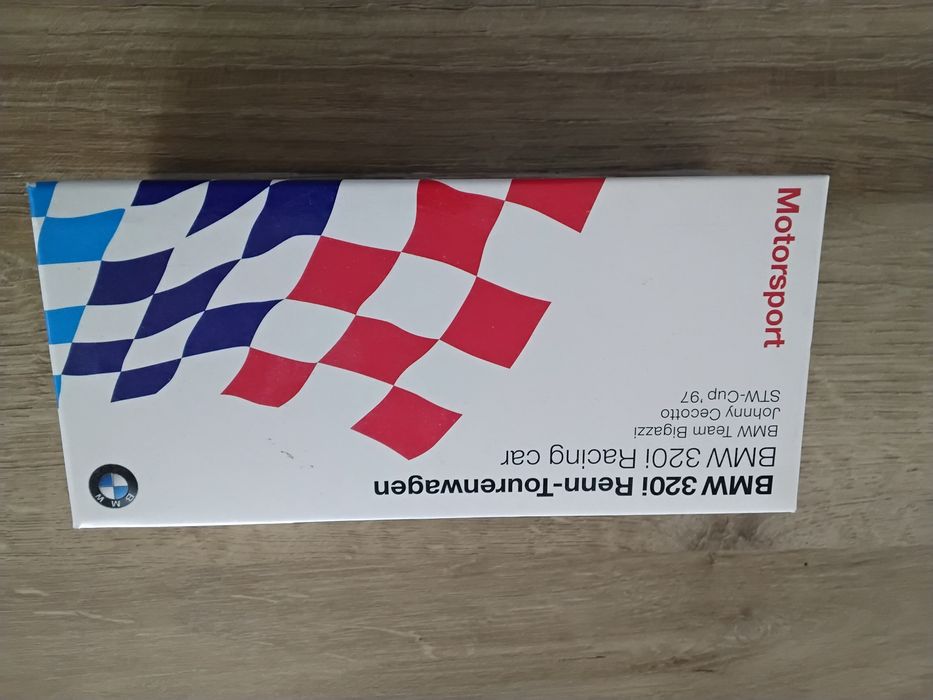 Miniatura minichampes   bmw escala 1/43