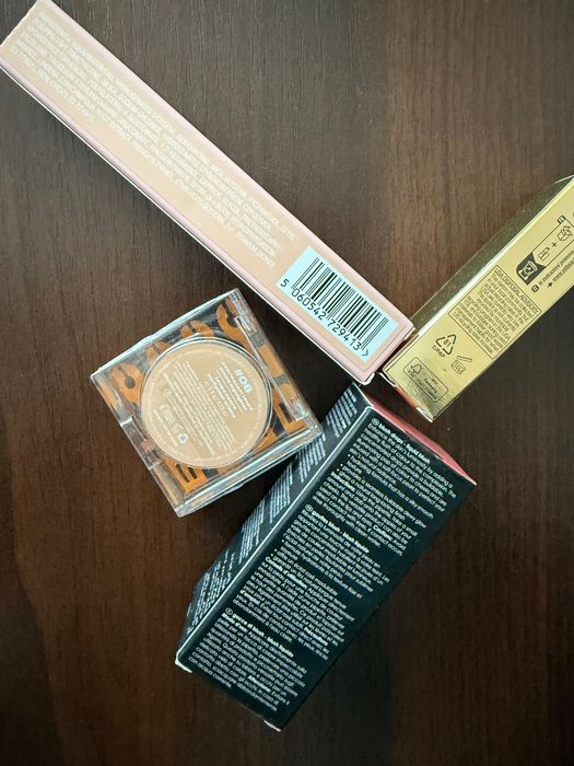 Румяна Рідкий хайлайтер Charlotte Tilbury Highlighter