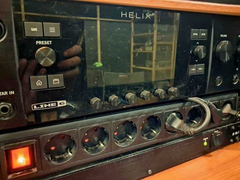 Line6 Helix Rack