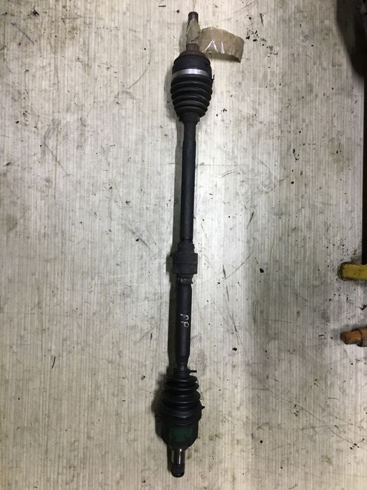Полуось привід піввісь Mitsubishi Lancer 1.6 2.0 БЕНЗИН (2000-2009 р)