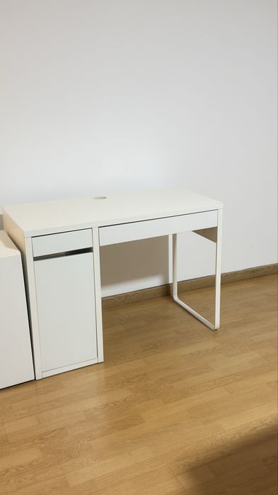 Vendo e movel IKEA usado em bom estado .