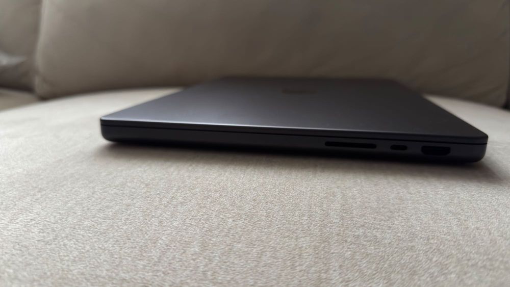 Sprzedam MacBook Pro M4 Pro