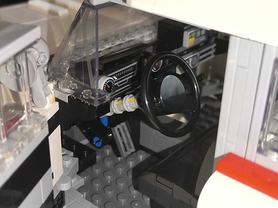 LEGO Ghostbusters ECTO-1 — Set 10274 (Icons/Creator Expert)