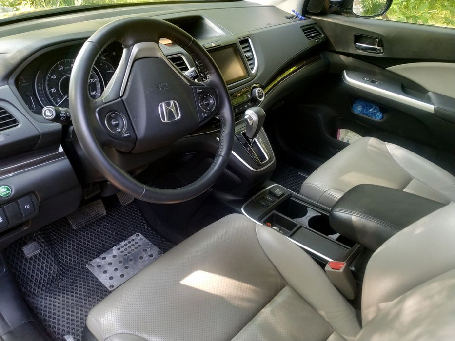 Автомобиль Honda CRV