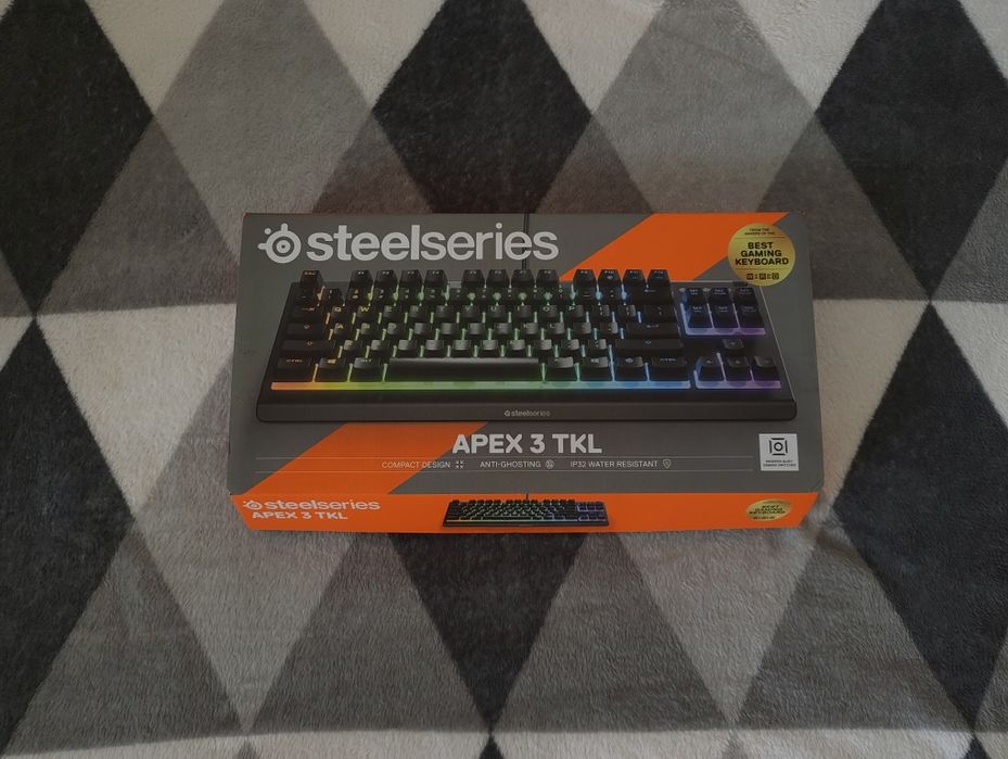klawiatura apex 3 tkl