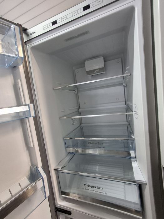 Холодильник Bosch model KG36AL41