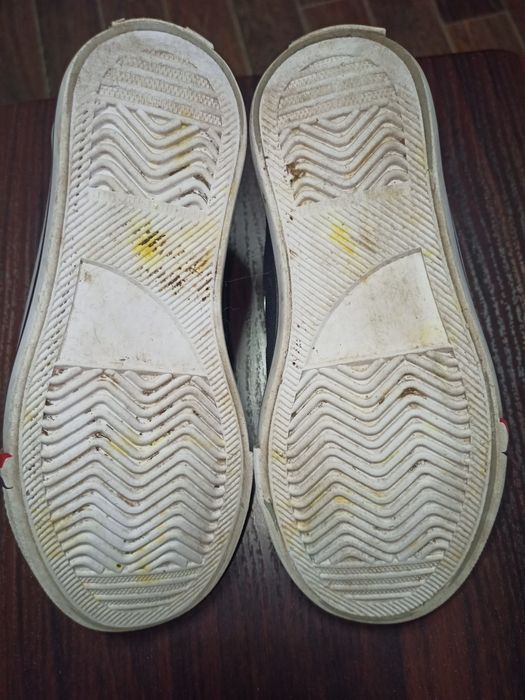 продам макасини (кеди) на хлопця