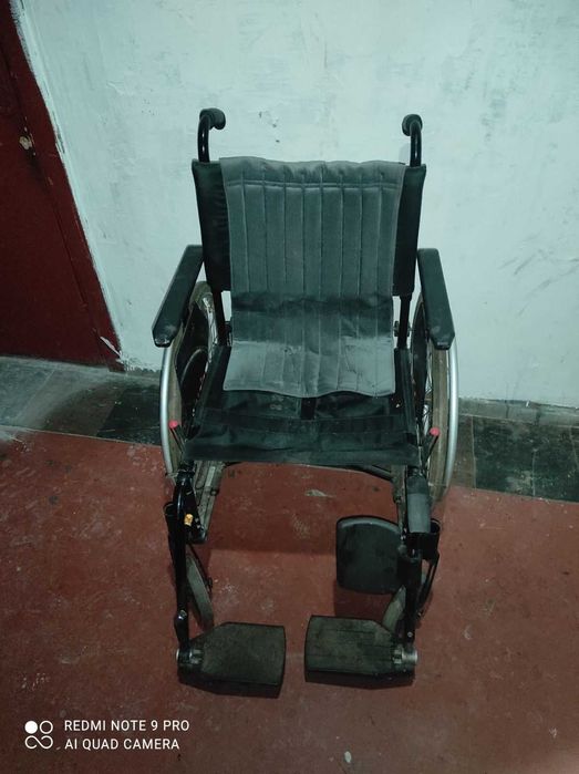 Продам инвалидную коляску в идеале
