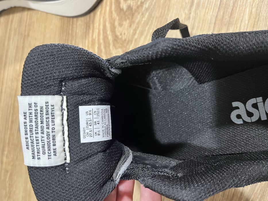 Кросівки Asics Lyte Classic Нові в коробці.  Розмір 43,5(27,5 см.)