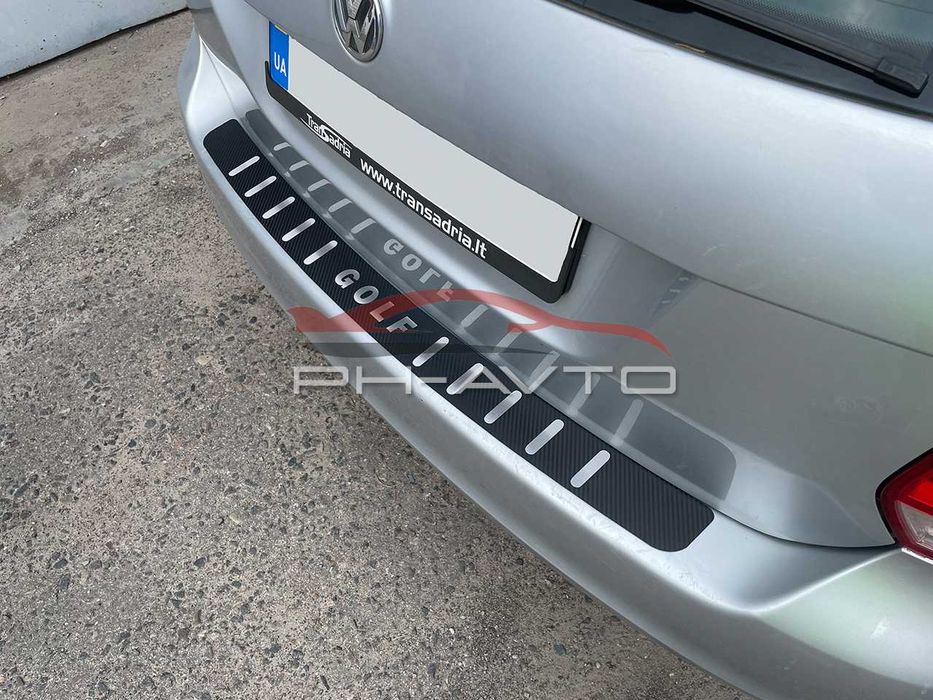 Накладка на задній бампер VW Golf 5 6 VI Combi Універсал Карбон