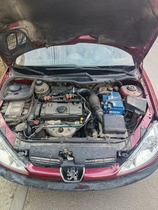 Авто Peugeot 206