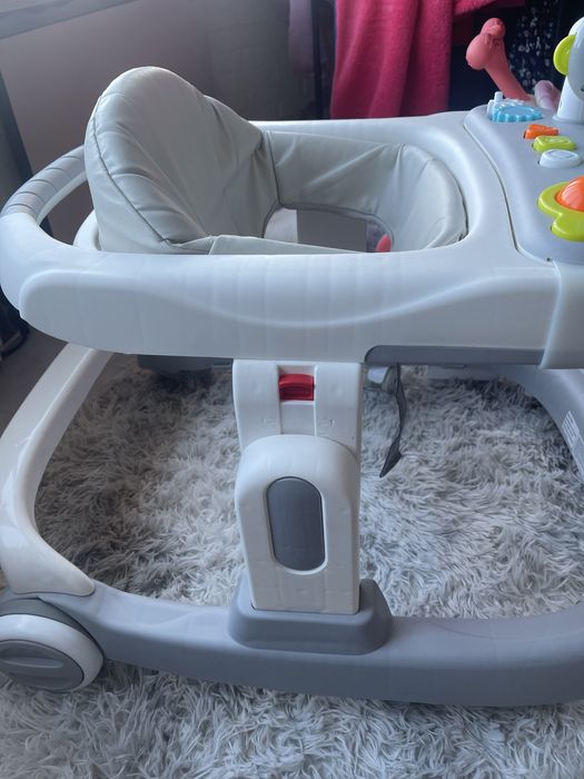 Дитячі ходунки bambi