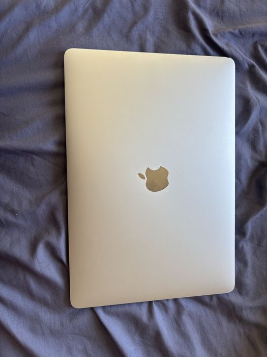 Macbook pro apple
