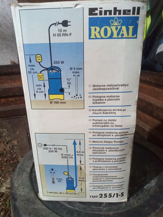 Bomba de água com pouco uso