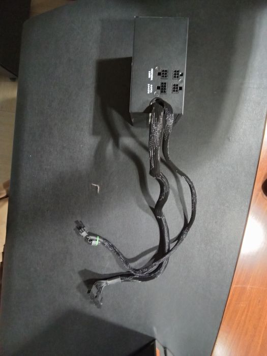 Fonte Corsair CX550M 550W Semi-Modular – Excelente Estado