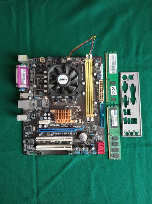 Материнська M4N78-AM V2  робочий комплект.