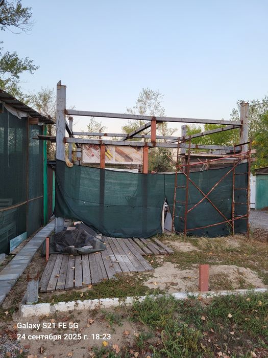 Причал №5 место, с отдельным входом 200000 торг