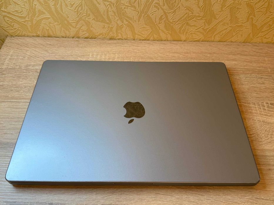 MacBook Pro 16 m1 pro 2021 32 500 gb