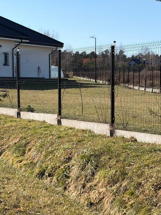 Ogrodzenie panelowe 3d 1,73 z podmurówką, szybka realizacja