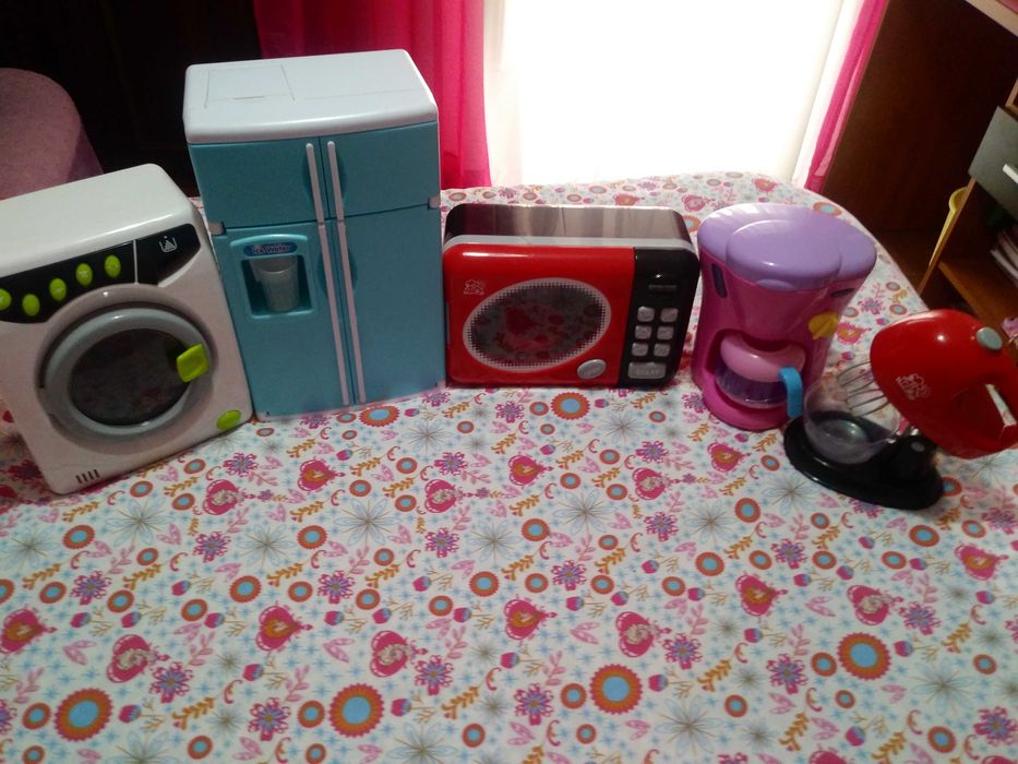 Electrodomesticos de criança