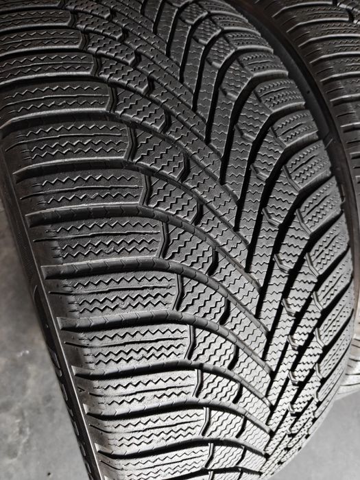 2шт Bridgestone Blizzak r21 275-45 зимові шини вживані 24року виробництва