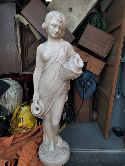 Estátua e busto vintage