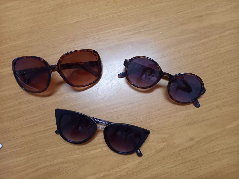 Óculos de sol modernos e sofisticados, praticamente novos - Hawkers