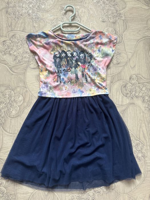 Продам летнее платье на девочку