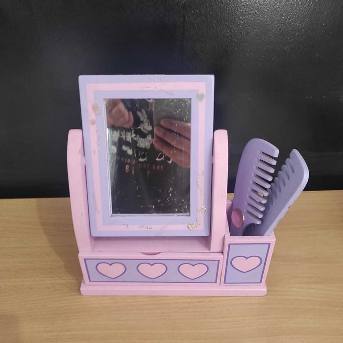 дзеркальце та трюмо іграшкове Melassa and Doug